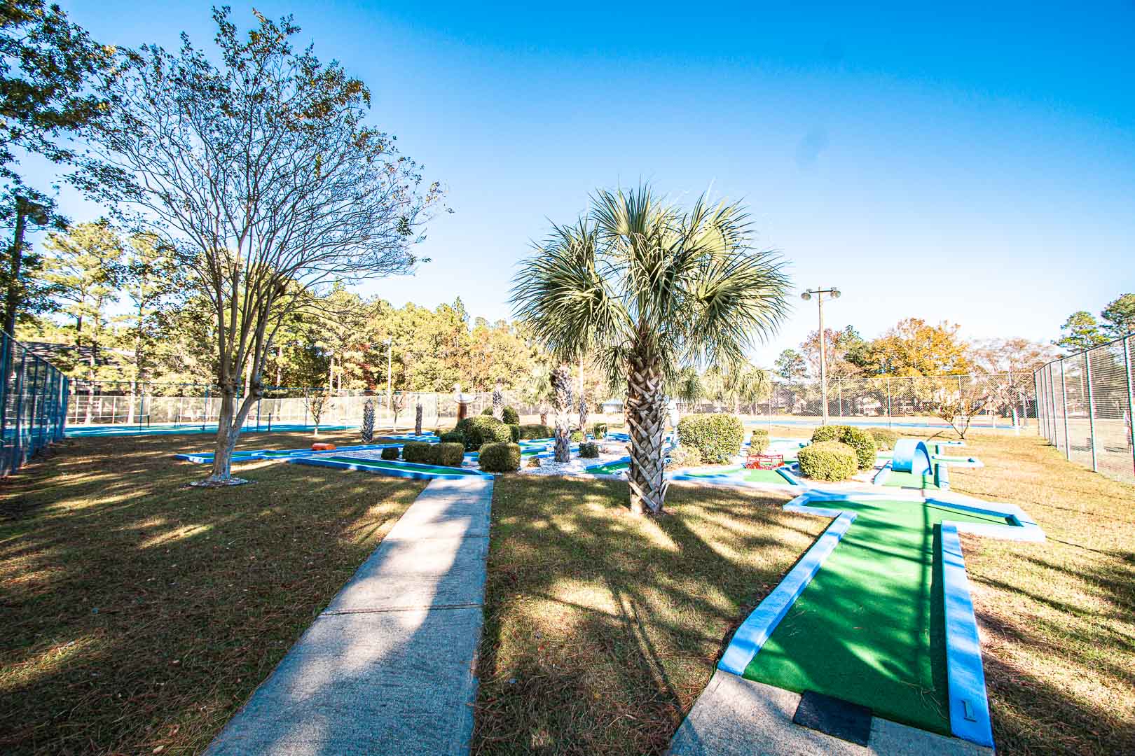 A spacious outdoor mini golf course at VRI's Waterwood Townhomes in New Bern, North Carolina.